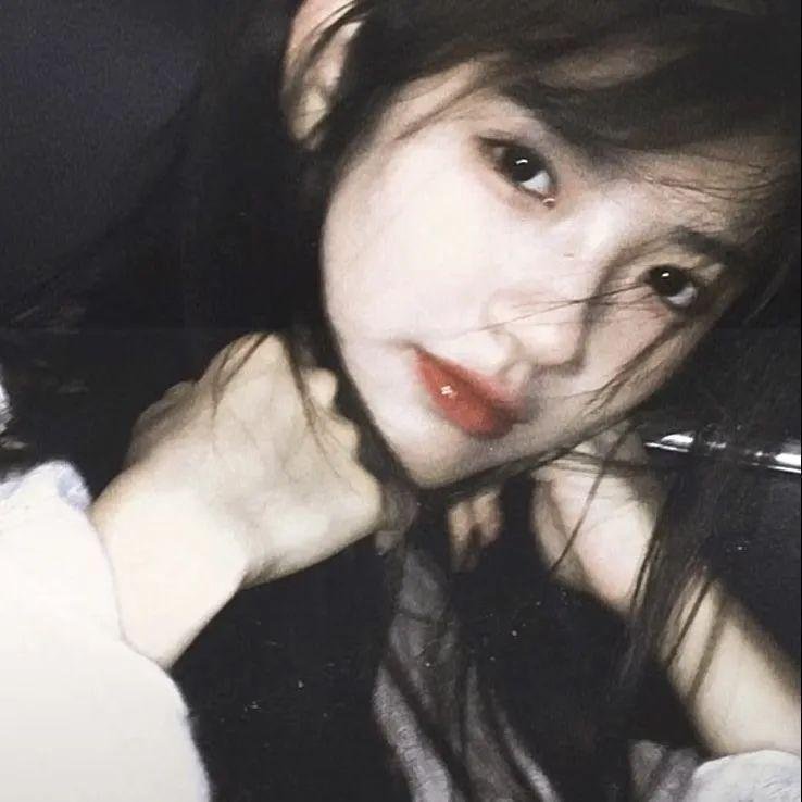 满堂春花为谁结